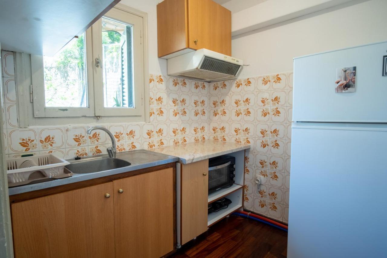 James Room Samos Town Exterior foto